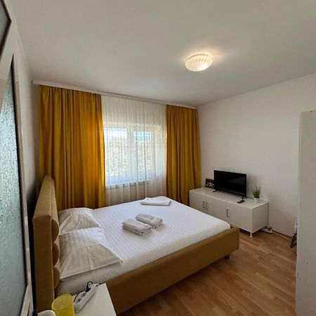 Sj Apartment Тулча Экстерьер фото